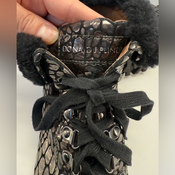 Donald J. Pliner Black Textured snake print leather fur trim Lace Up Boots 7.5 - Picture 14 of 16